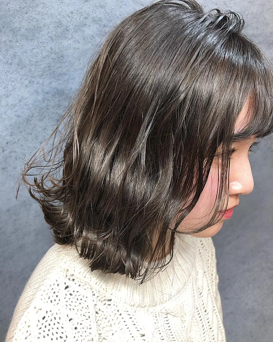 ミディアム カラー ヘアアレンジ メンズ キッズ ネイル マツエク・マツパ グレージュ 透明感カラー🤎 ゆりのヘアスタイル