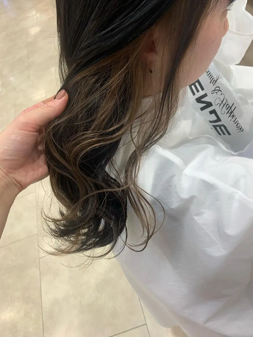ミディアム カラー ヘアカラー トリートメント 暖色/ブリーチカラー 🎀 M i k uのヘアスタイル