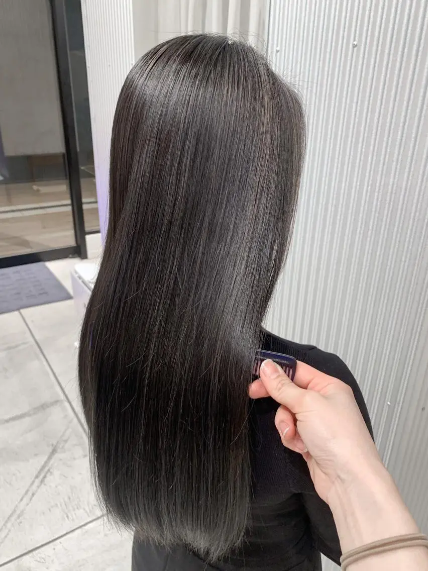 ロング カラー ヘアアレンジ ヘアカラー トリートメント yuka .のヘアスタイル