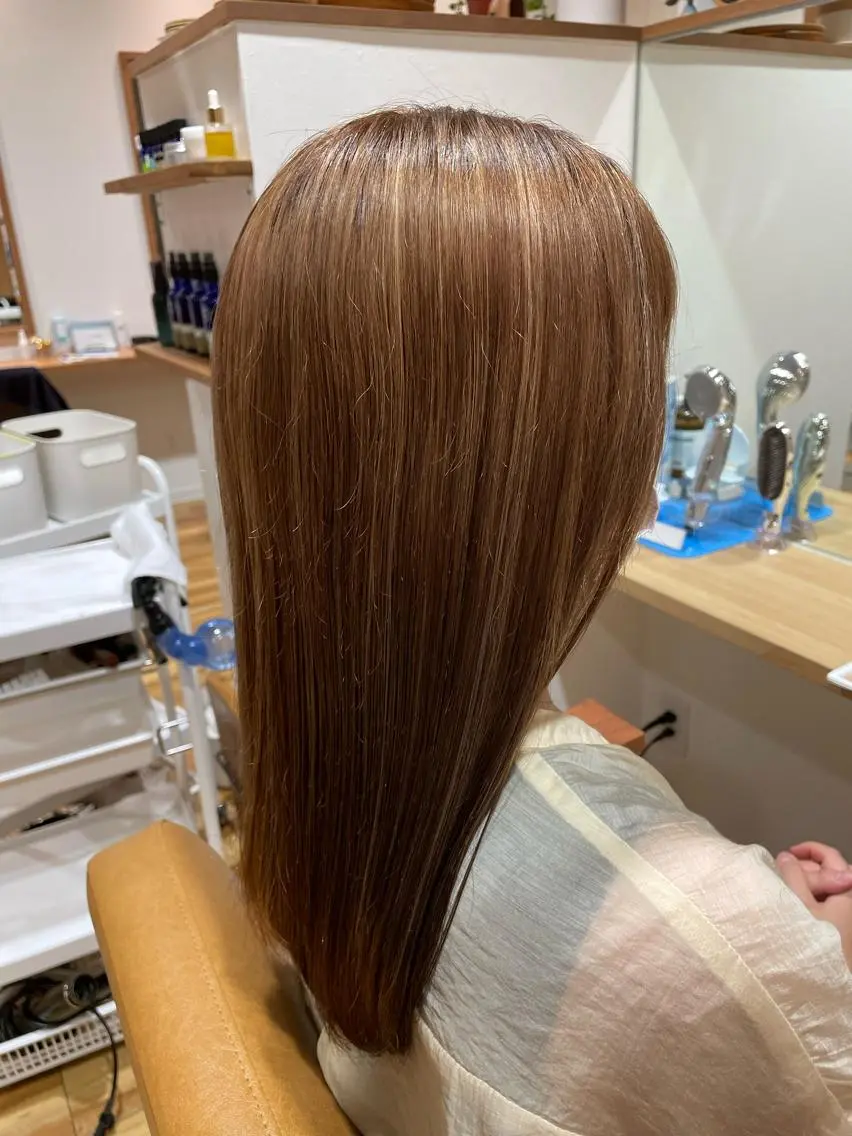 ロング カラー すやま もえのヘアスタイル
