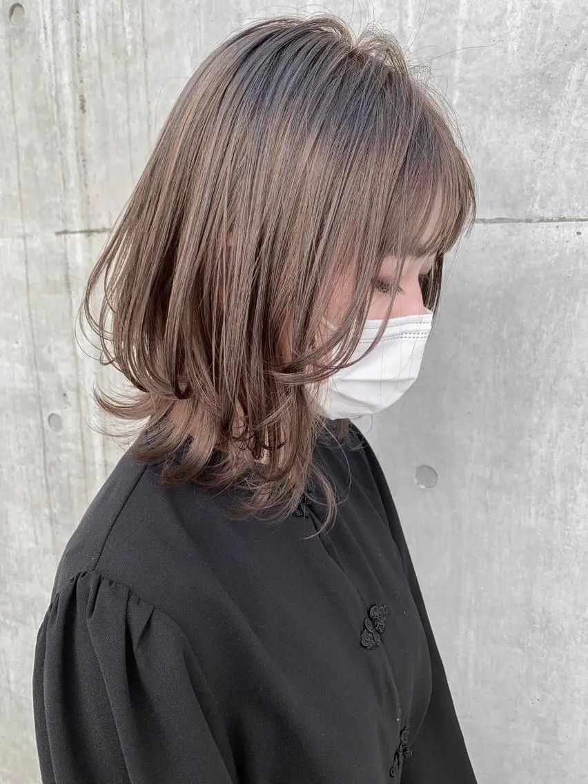 ミディアム カラー ヘアアレンジ 透明感カラー ヘアカラー トリートメント yuka .のヘアスタイル