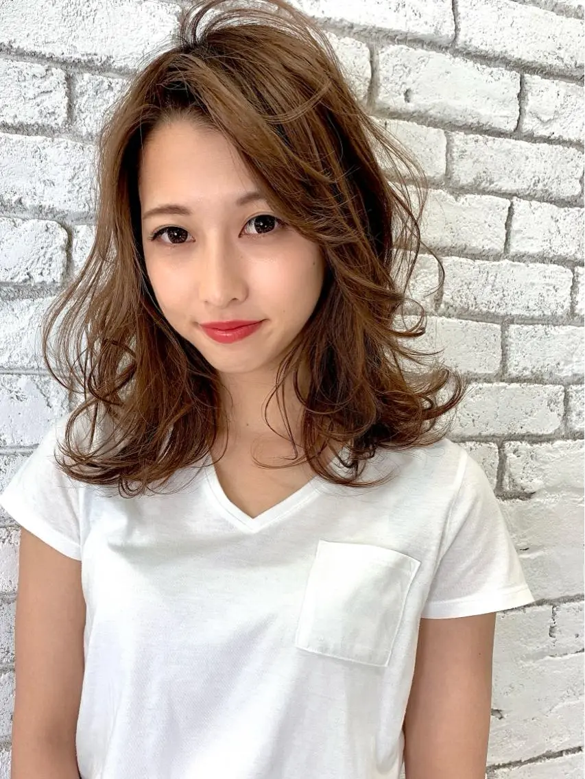 ミディアム TAKAHASHI LEAPSのヘアスタイル