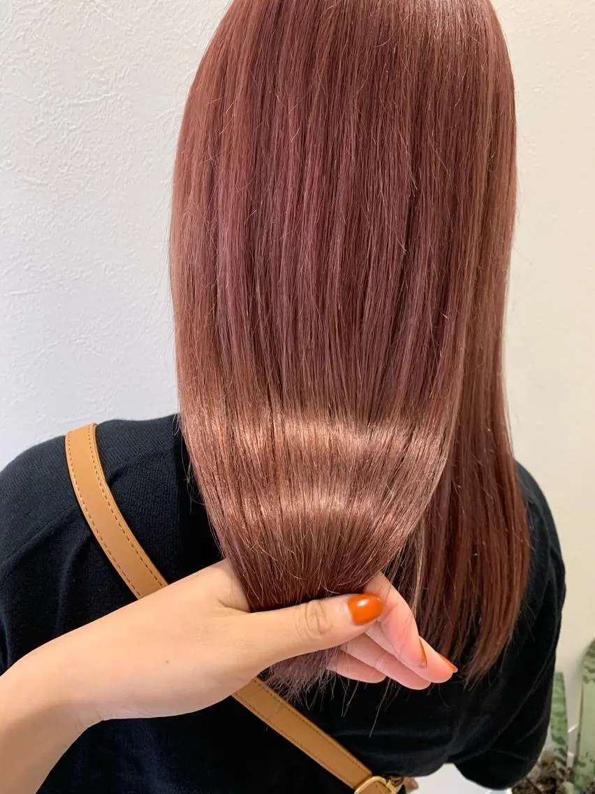 ミディアム カラー ベージュカラー ピンクカラー ピンクベージュ カット ヘアカラー トリートメント hubhair レイヤー/透明感のヘアスタイル