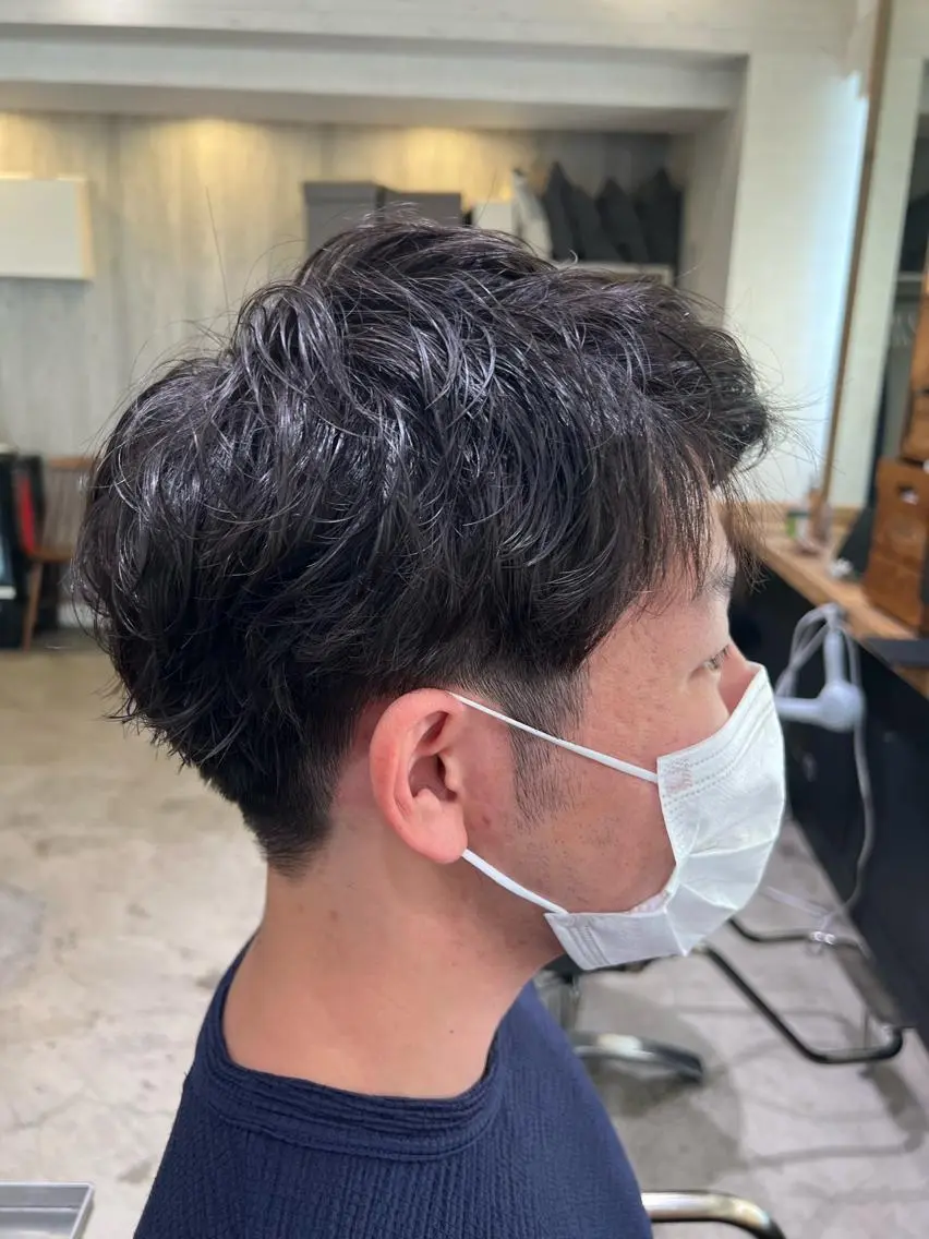 ショート パーマ メンズ ビジネス メンズパーマ カット パーマ ノグチ ナツコのヘアスタイル