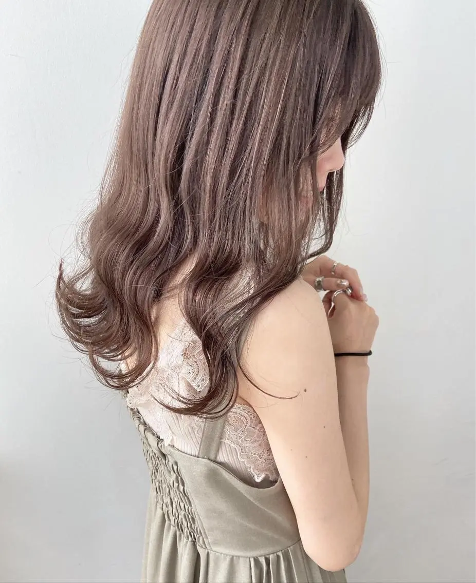 セミロング カラー coco♡ 韓国hairのヘアスタイル