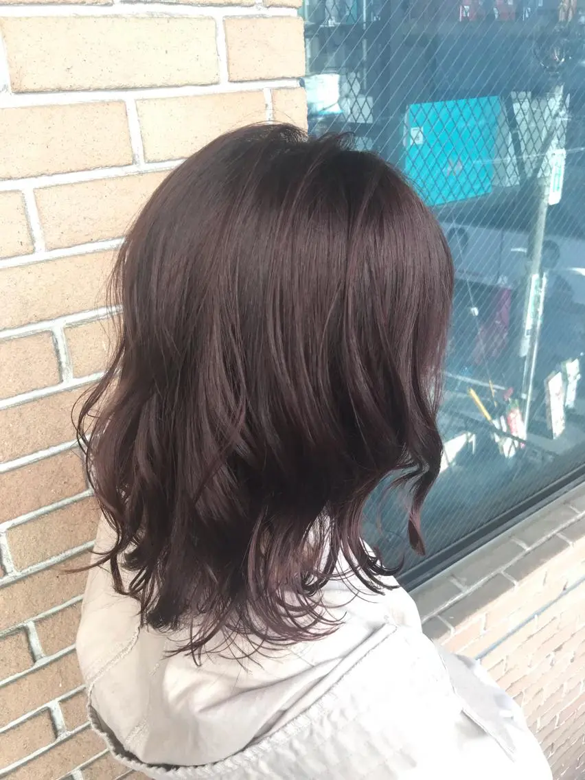 ミディアム カラー パーマ ヘアアレンジ キッズ ネイル マツエク・マツパ アッシュ サロンドミルク 原宿のヘアスタイル