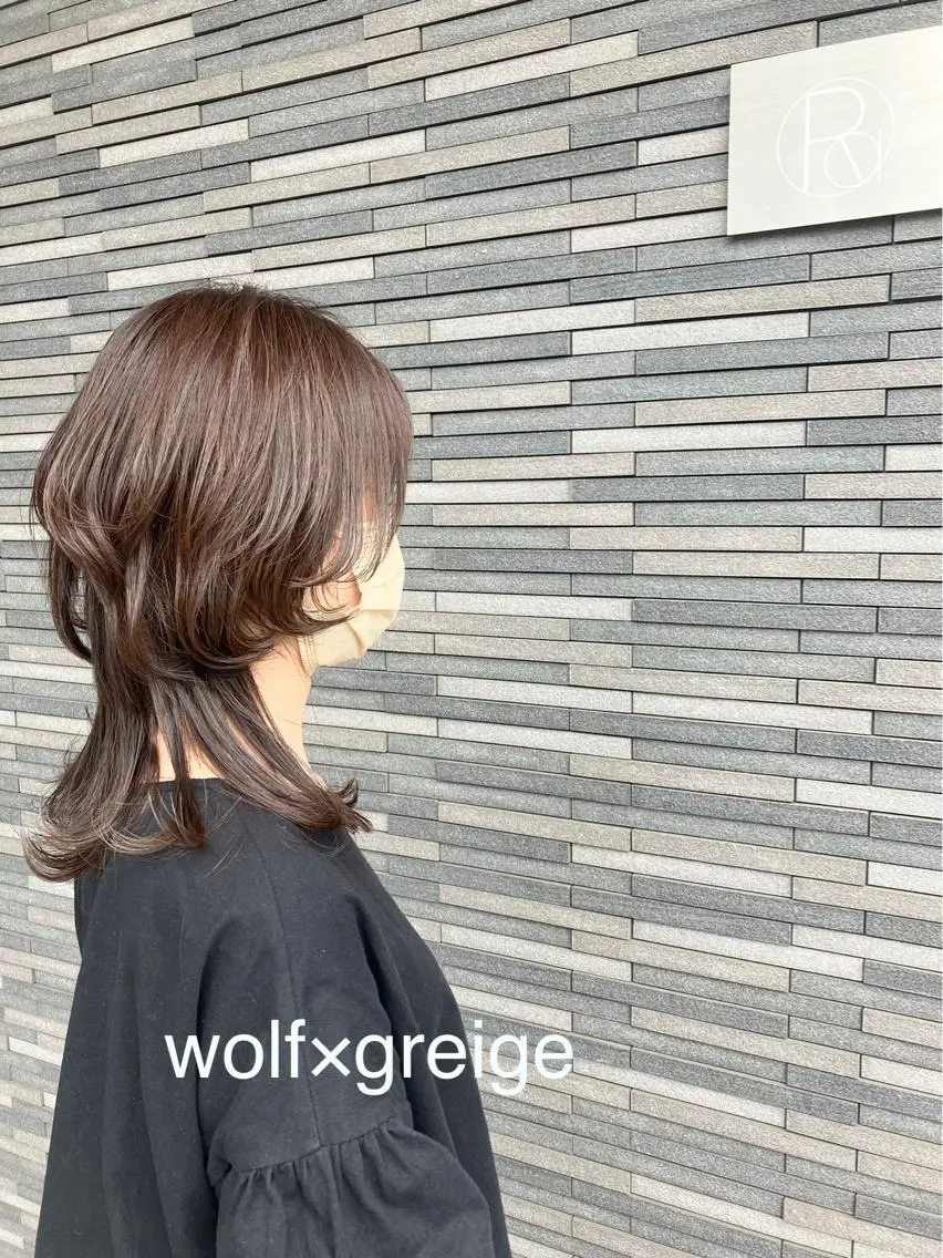 ミディアム カラー ヘアアレンジ グレージュ ウルフカット 🪞🫧豊田美優/ まつげパーマ🫧🪞のマツエク・マツパデザイン