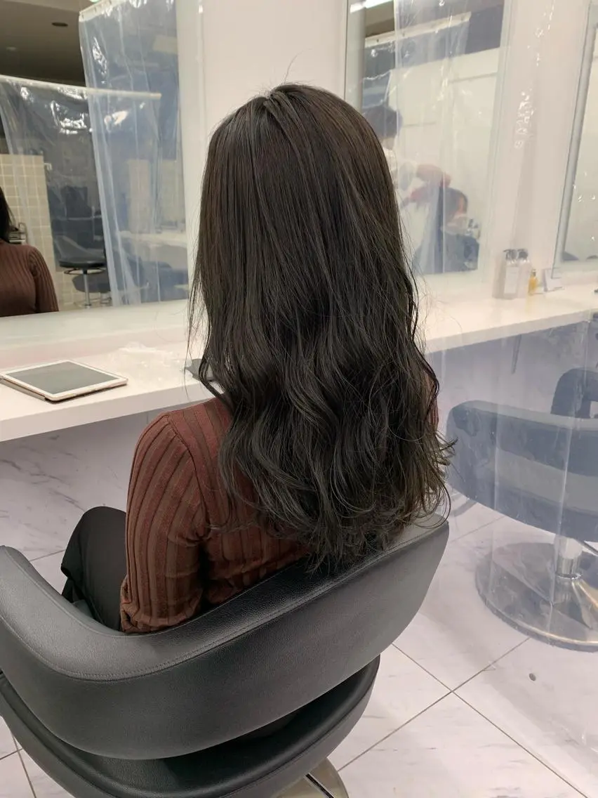 ロング 【美容室が苦手な方 専問美容室】MIHOのヘアスタイル