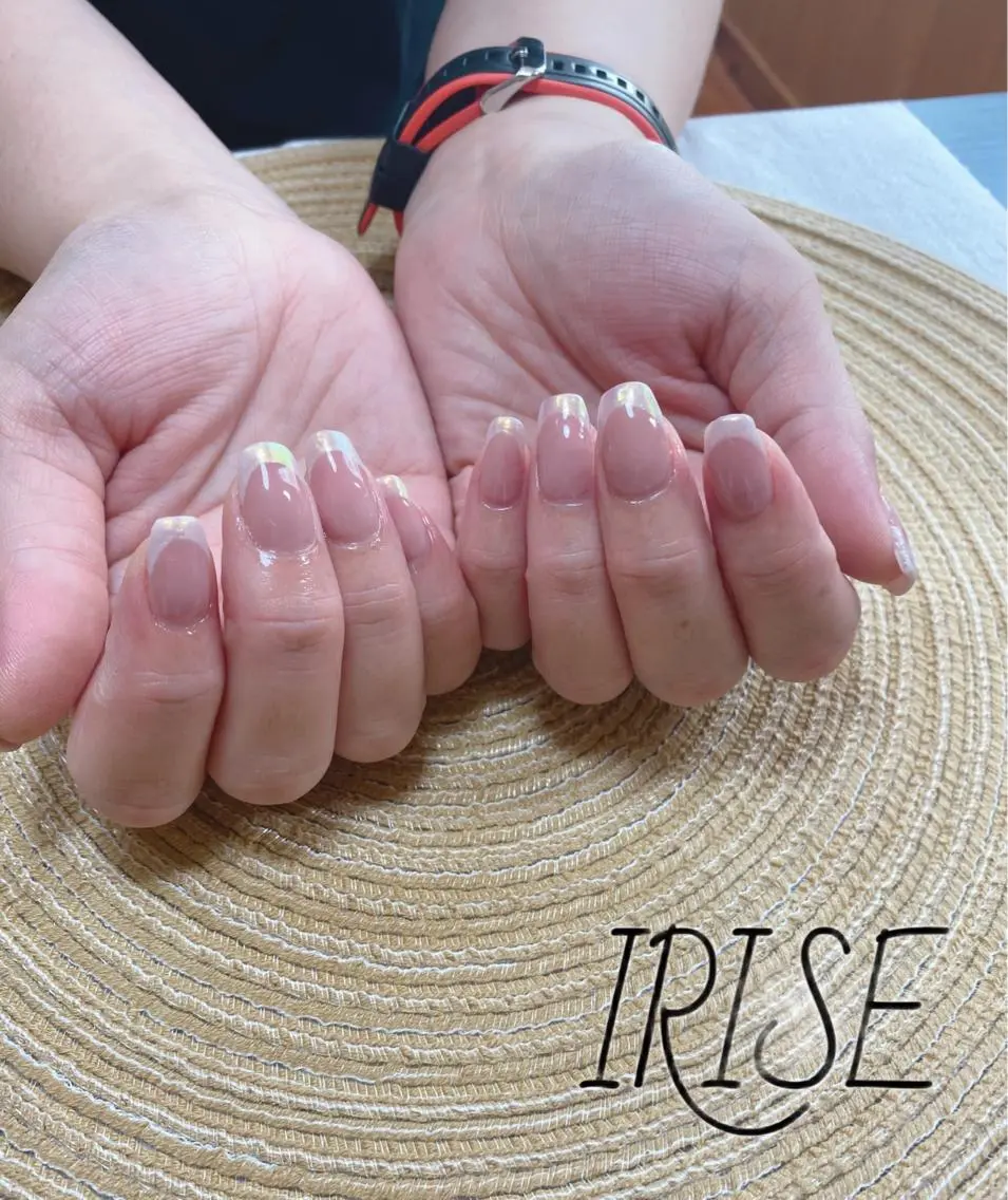 ネイル オーロラネイル 持ち込み salon de iriseのマツエク・マツパデザイン