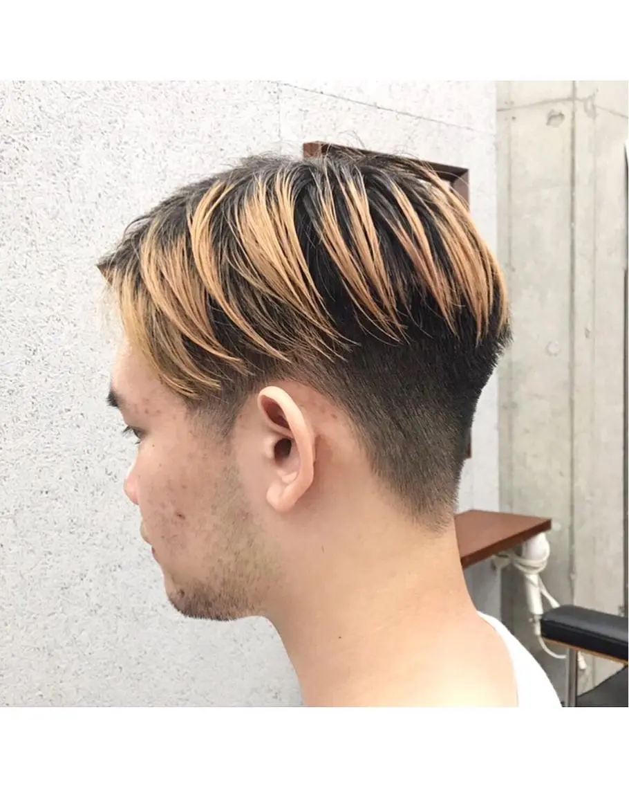 ショート メンズ ツートーンカラー ショートヘア カット ✂︎ウルフ・ショート ✂︎MIKUNIのヘアスタイル