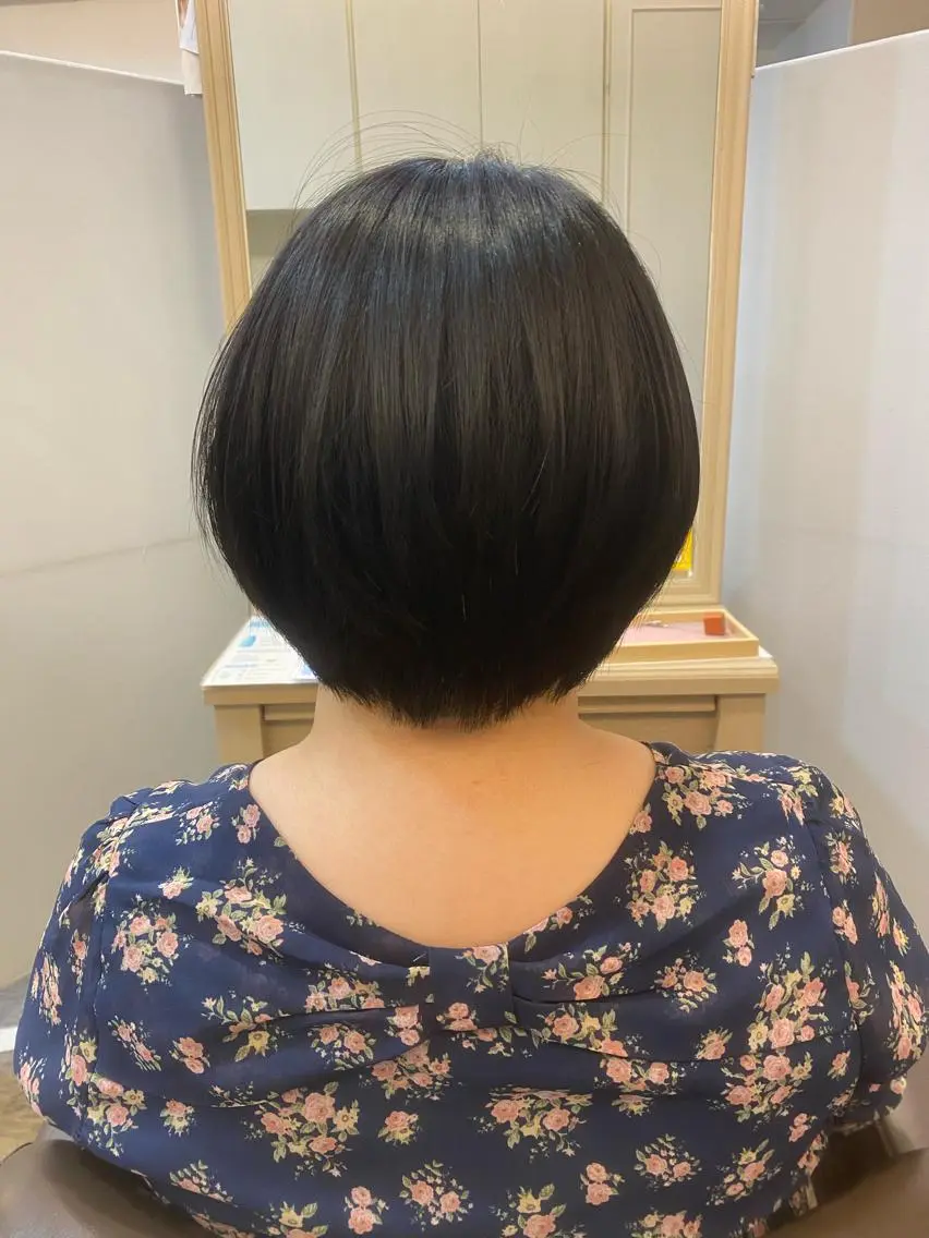 ショート ショートボブ ボブ ショートヘア 長嶋 花梨のヘアスタイル