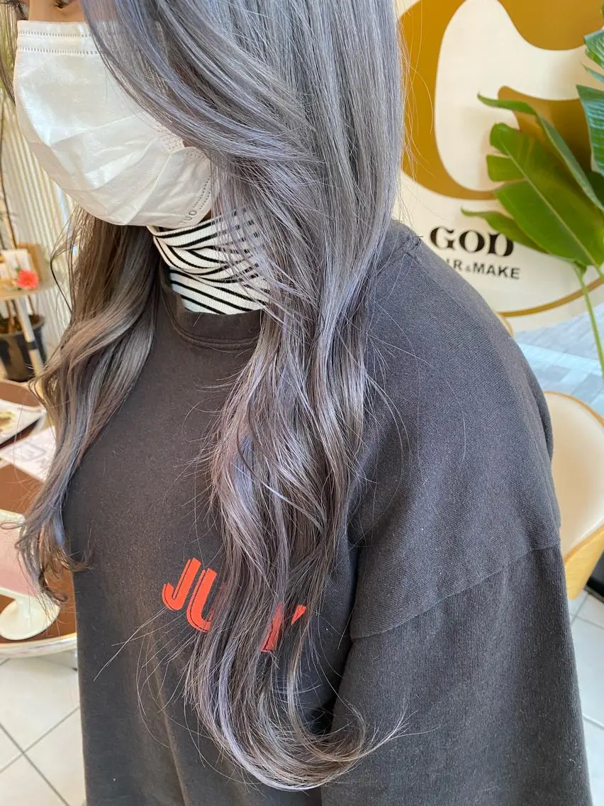 ロング カラー ブルーカラー ブルーグレー オルチャンヘア ヘアカラー 🫧富田 苑実🫧のヘアスタイル