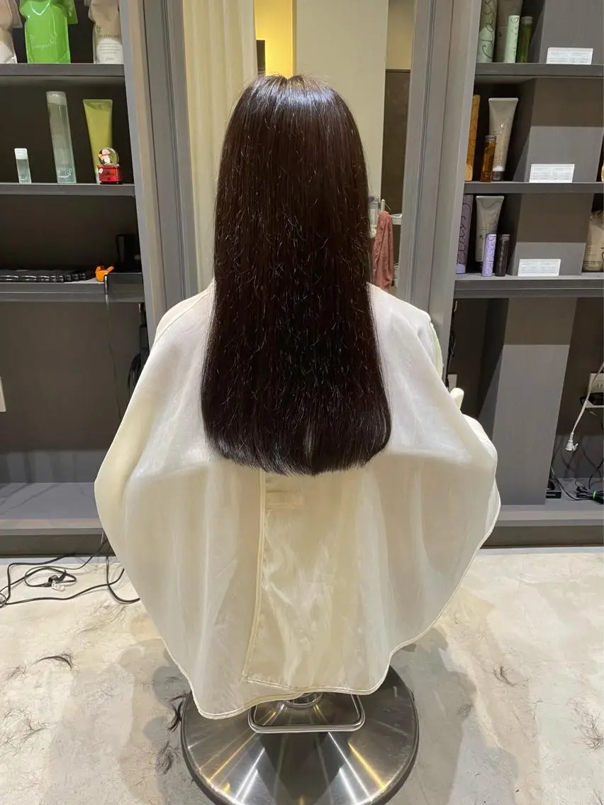 ロング 近野 美月のヘアスタイル