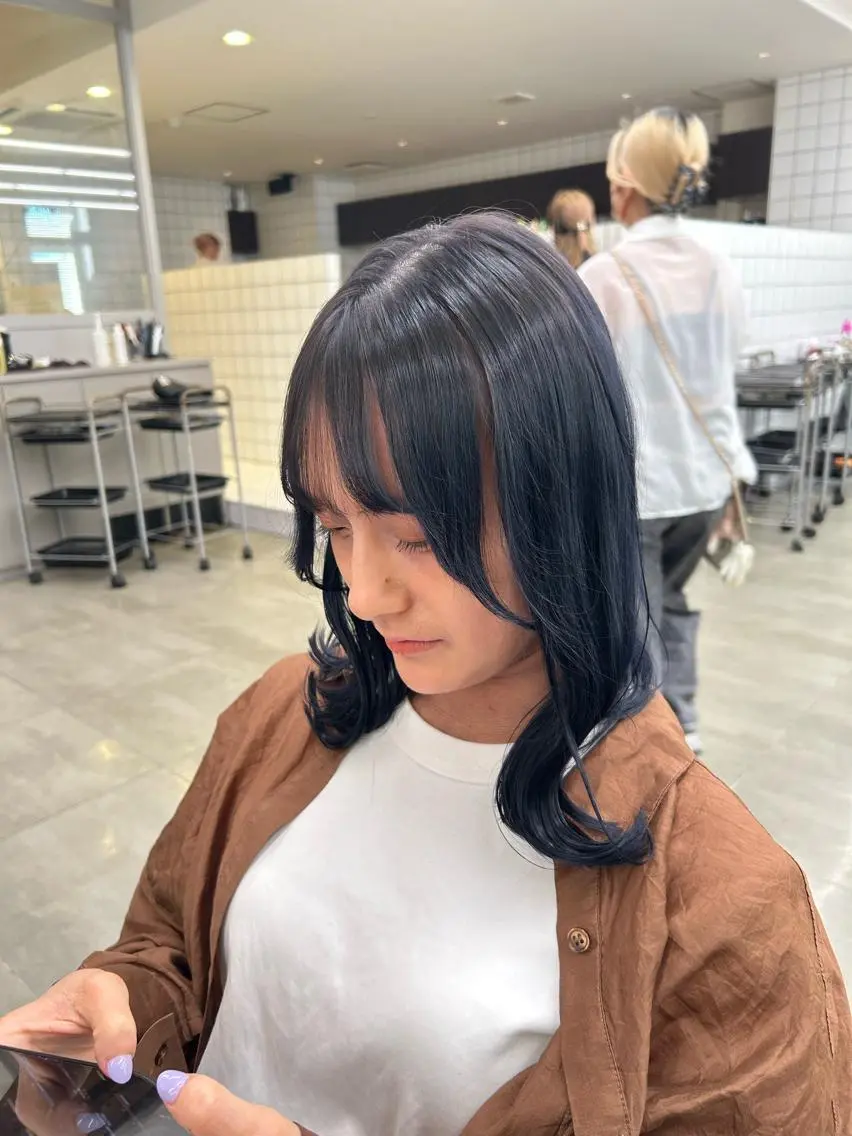 ミディアム カラー パーマ ヘアアレンジ メンズ キッズ ネイル マツエク・マツパ アイブロウ 🦋縮毛/韓国レイヤ ー/透明感カラー🦋のヘアスタイル