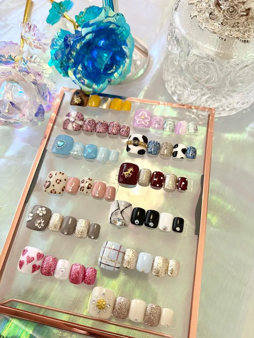 ネイル フットネイル CREVIO小美玉店 店長RIRIのネイルデザイン