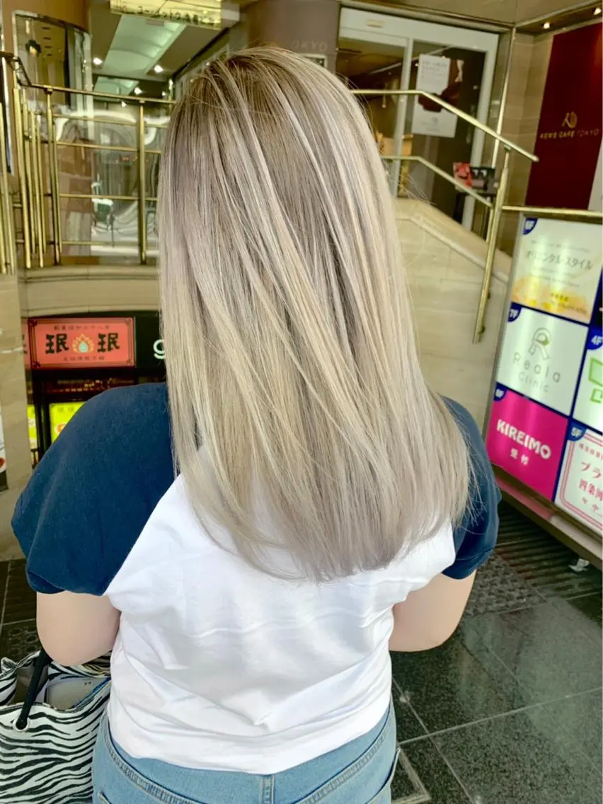 ロング カラー ヘアカラー Selene hair 難波店のヘアスタイル
