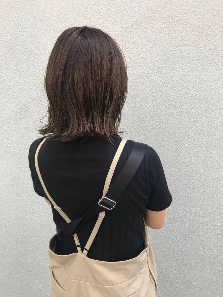ミディアム 外ハネヘア カット ヘアカラー トリートメント ayane⭐️ボブ・ ショート・パーマのヘアスタイル