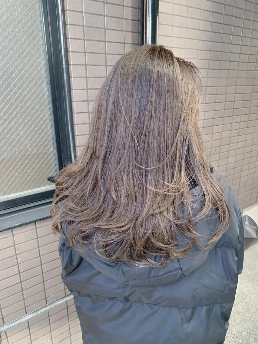 セミロング カラー グレージュ 【完全マンツー 恵比寿】佐藤 翔のヘアスタイル