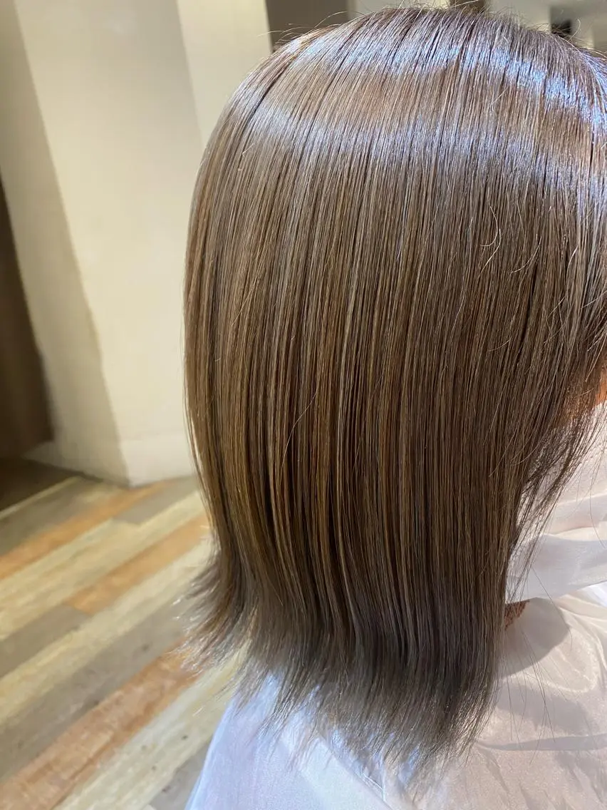 ショート カラー ヘアアレンジ 美髪.艶髪.髪質改善 LoLo.サリのヘアスタイル