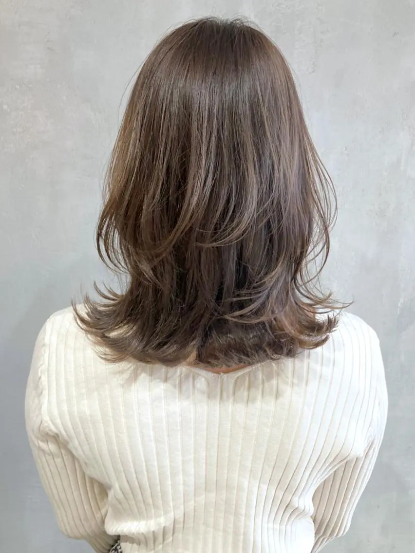 カラー パーマ ヘアアレンジ ミディアム グレージュ ITbyALBUM 浦和店のヘアスタイル