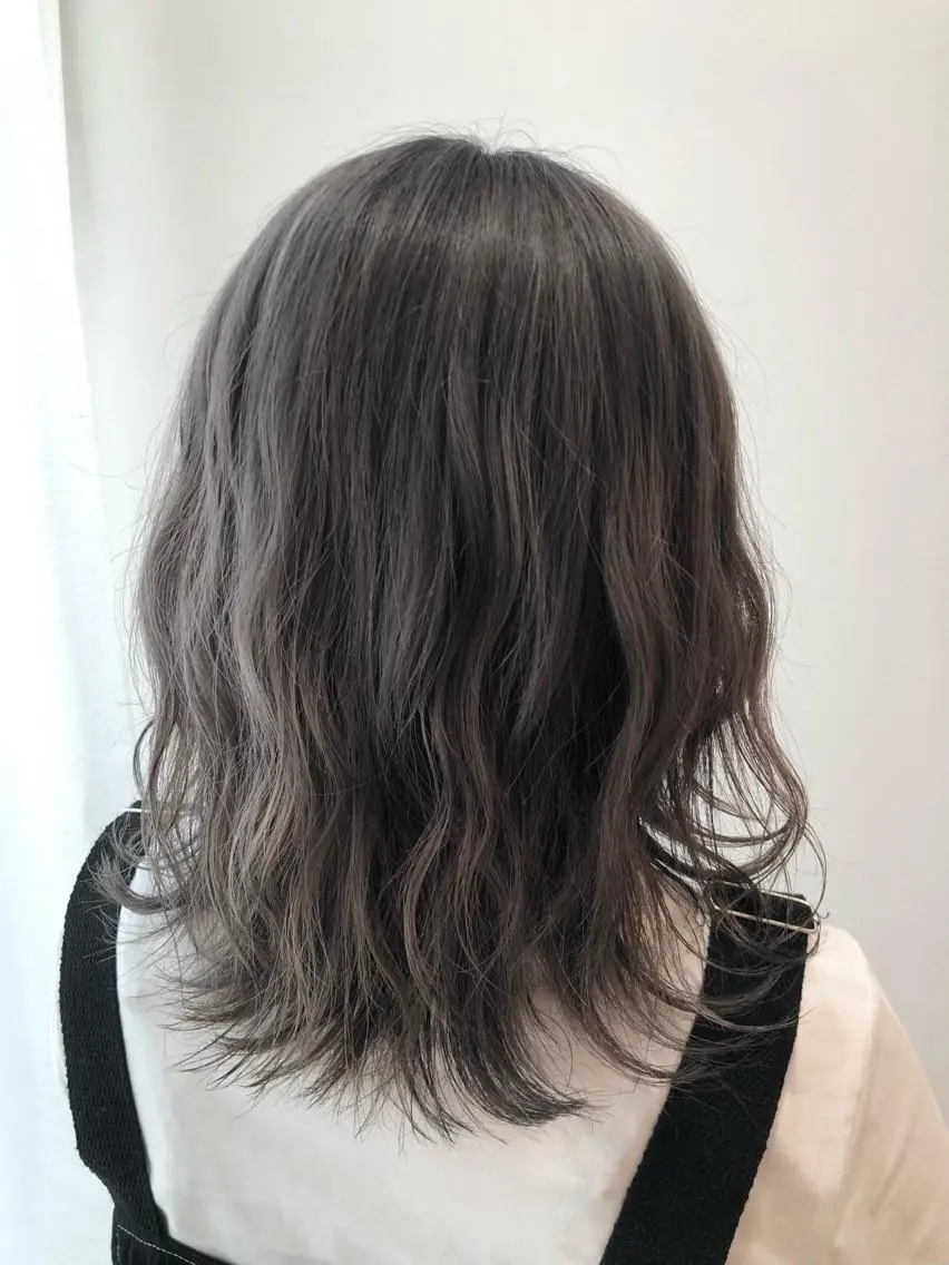 ミディアム 縮毛矯正/酸性 おかにわみりのヘアスタイル