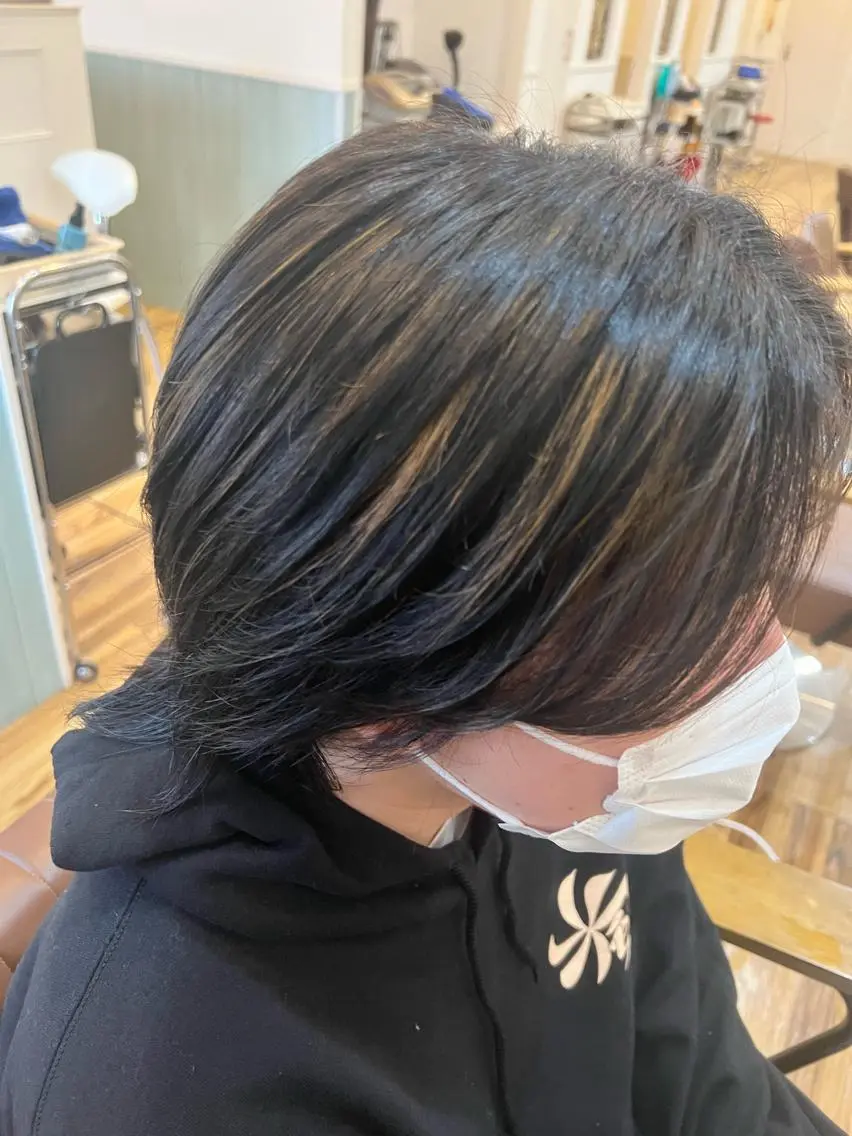 ミディアム カラー メンズ メンズハイライト ハイライトカラー ハイライト 🐰ハイトーンカラー 畠山 渡🐰のヘアスタイル