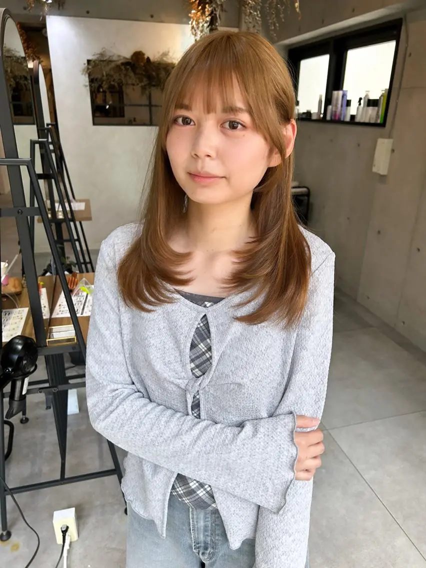 セミロング Blume…Kent レイヤーカット特化のヘアスタイル