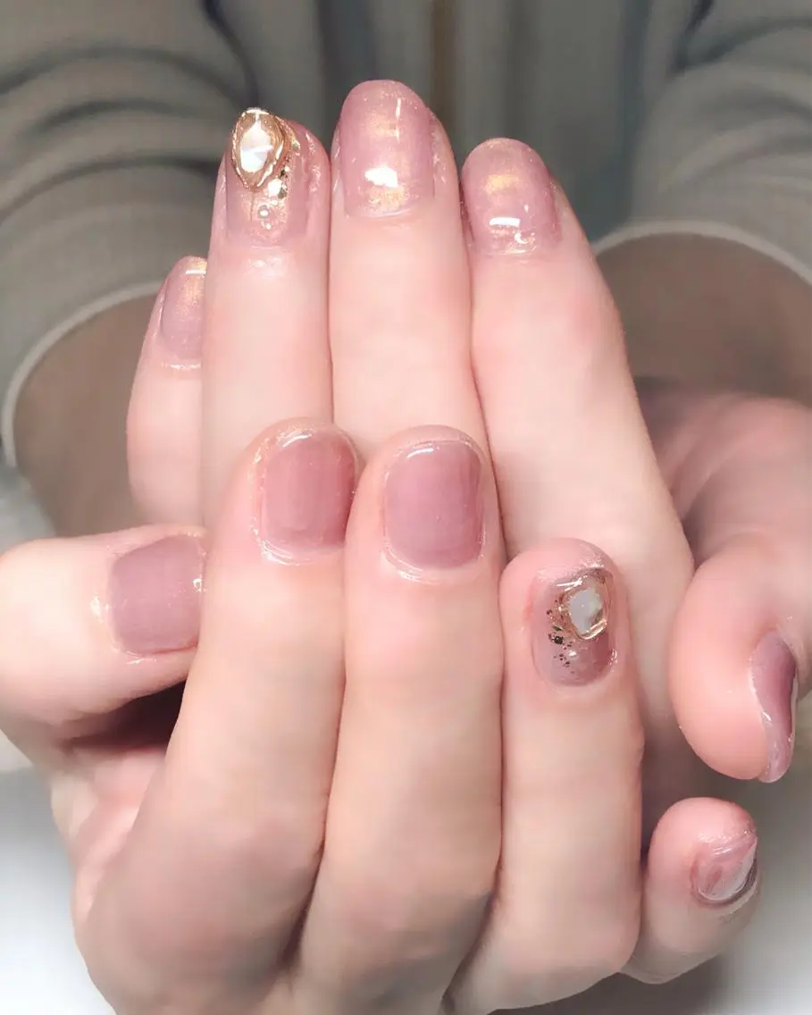 ネイル オーロラネイル ジェルネイル ニュアンスネイル オフィスネイル ワンカラーネイル Nyanco Nailのネイルデザイン