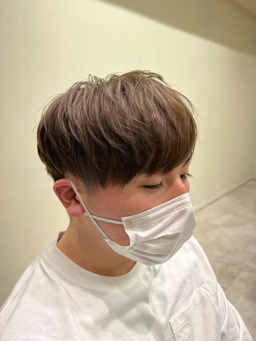 ショート カラー メンズ ベージュカラー ミルクティーベージュ 茅ヶ崎パーマ特化/ スパイラル/ハルキのヘアスタイル