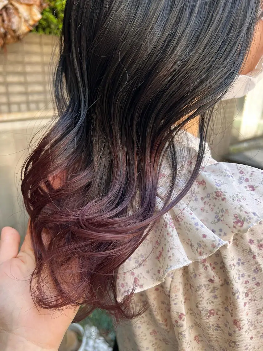 ミディアム 澤井 佑果のヘアスタイル