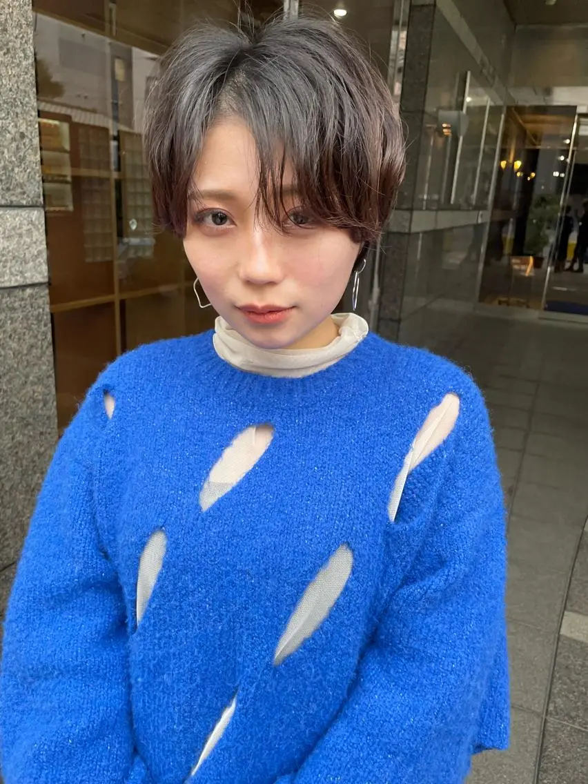 ショート カラー ショートボブ ブルーカラー ボブ 顔周りカット ショートヘア Aster 店長 れおんのヘアスタイル