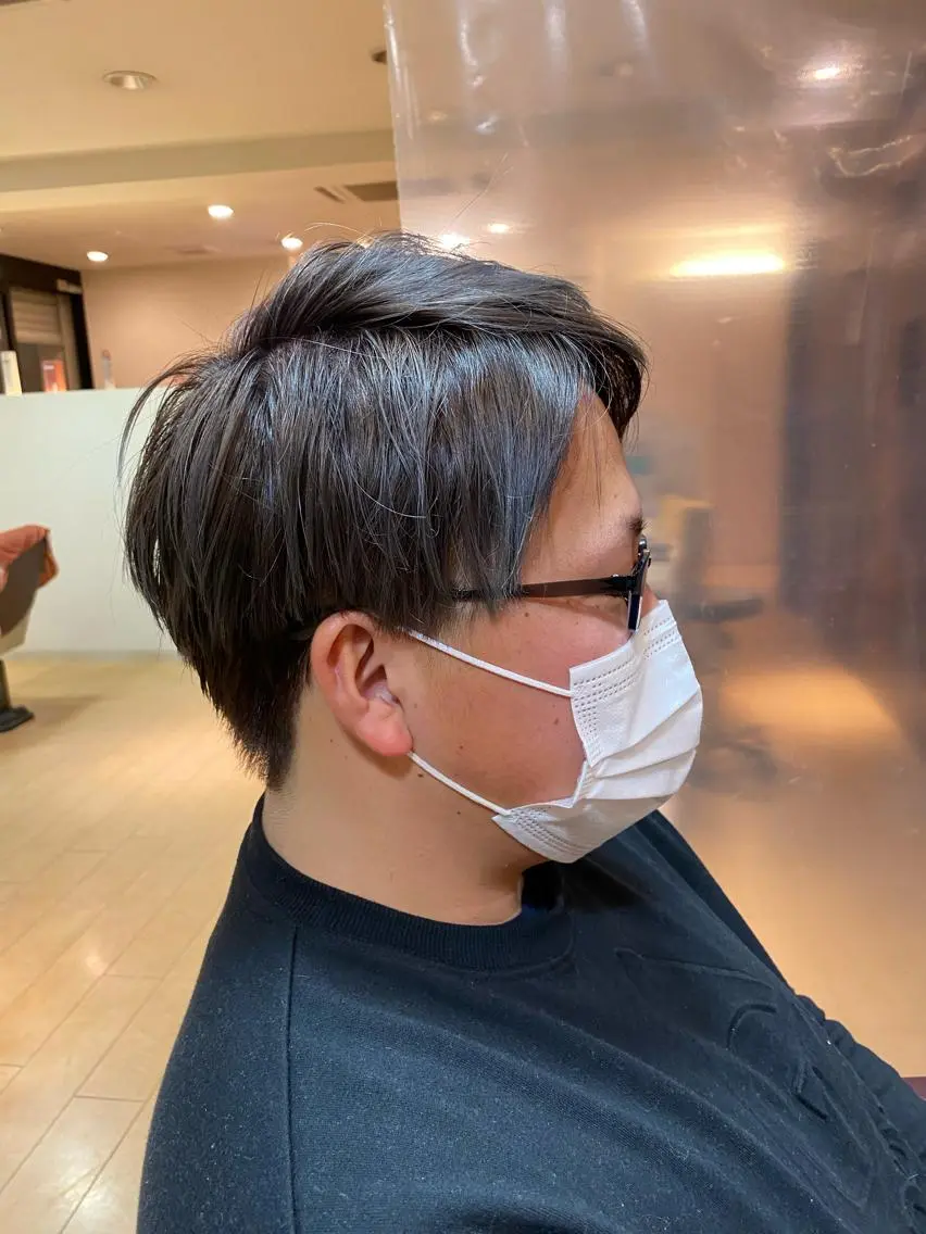 メンズ メンズブリーチ ツーブロック 刈り上げ 安藤 慎悟のヘアスタイル