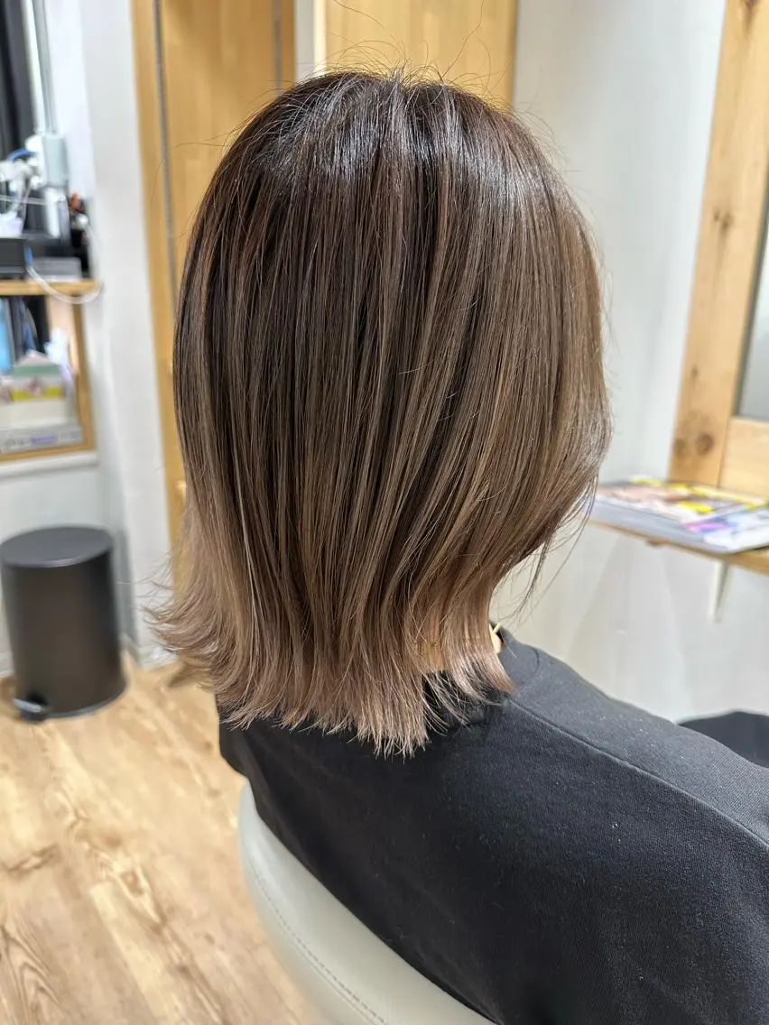 ショート カラー バレイヤージュ ブリーチ デザインカラー ダブルカラー グラデーションカラー ヘアカラー Kensho 京都駅 ケアブリーチのヘアスタイル