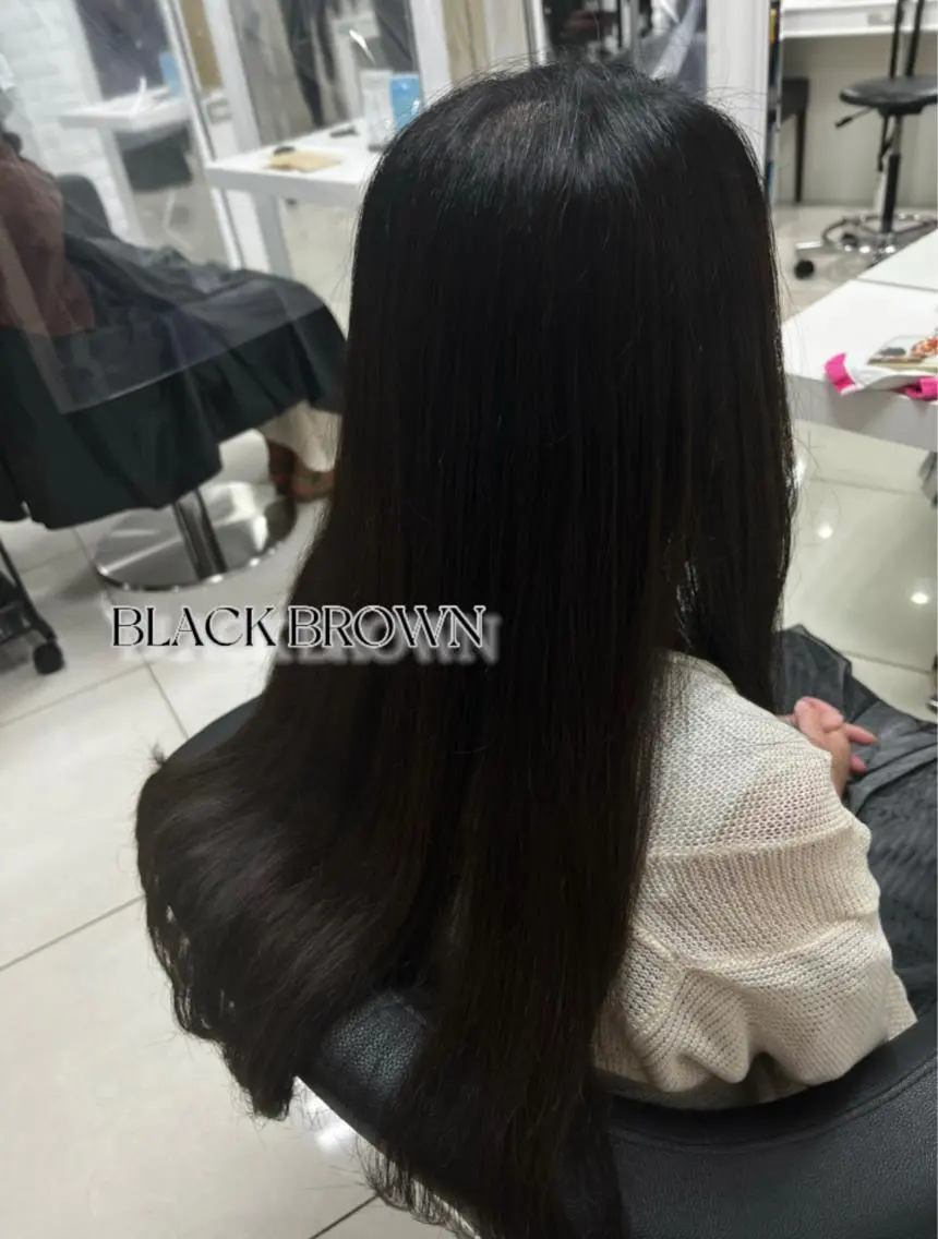ロング カラー 黒髪 ブラウンカラー 巖本 真希のヘアスタイル