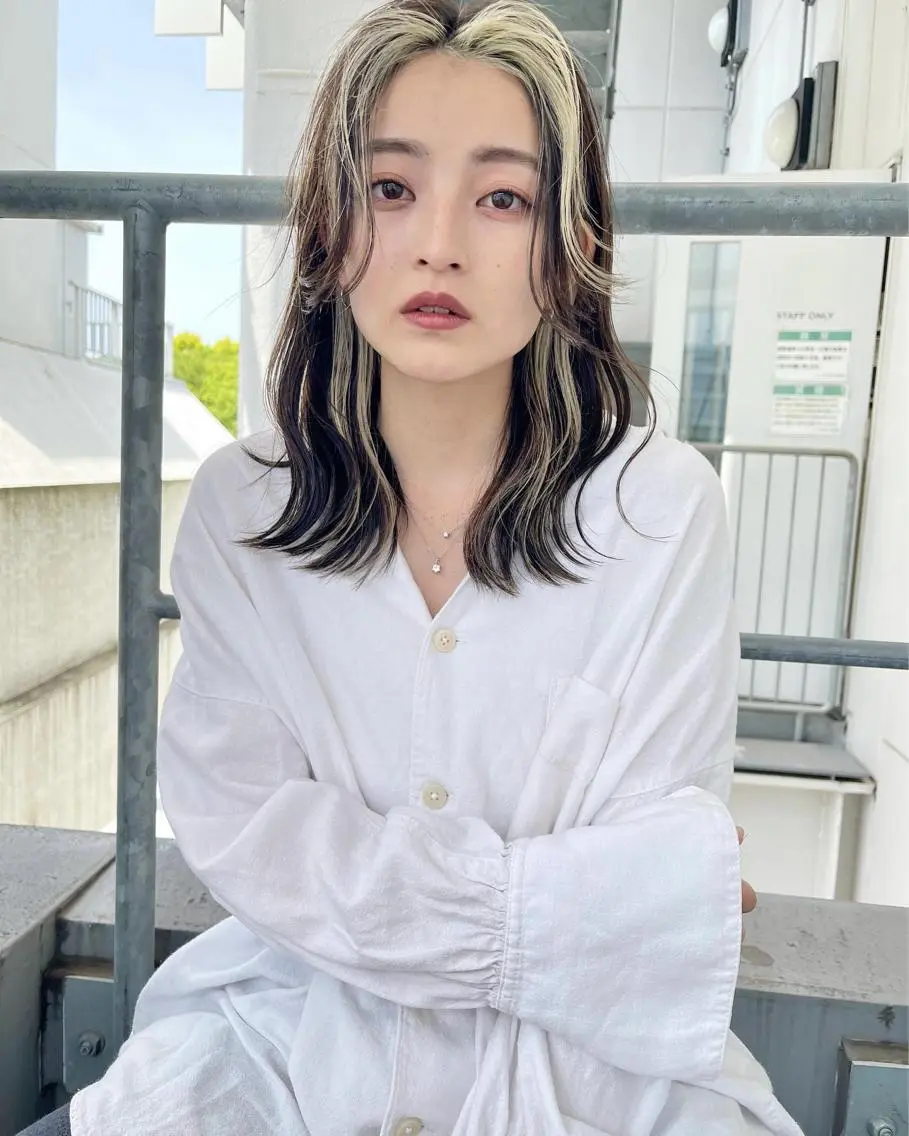 ミディアム ミストバング 透明感カラー× レイヤーカット✨高梨のヘアスタイル