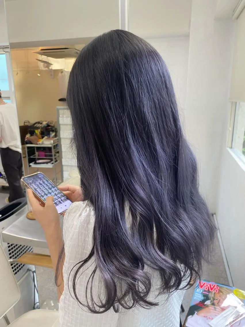 ロング カラー エクステ ハイトーン 💭黒崎ハルカのヘアスタイル