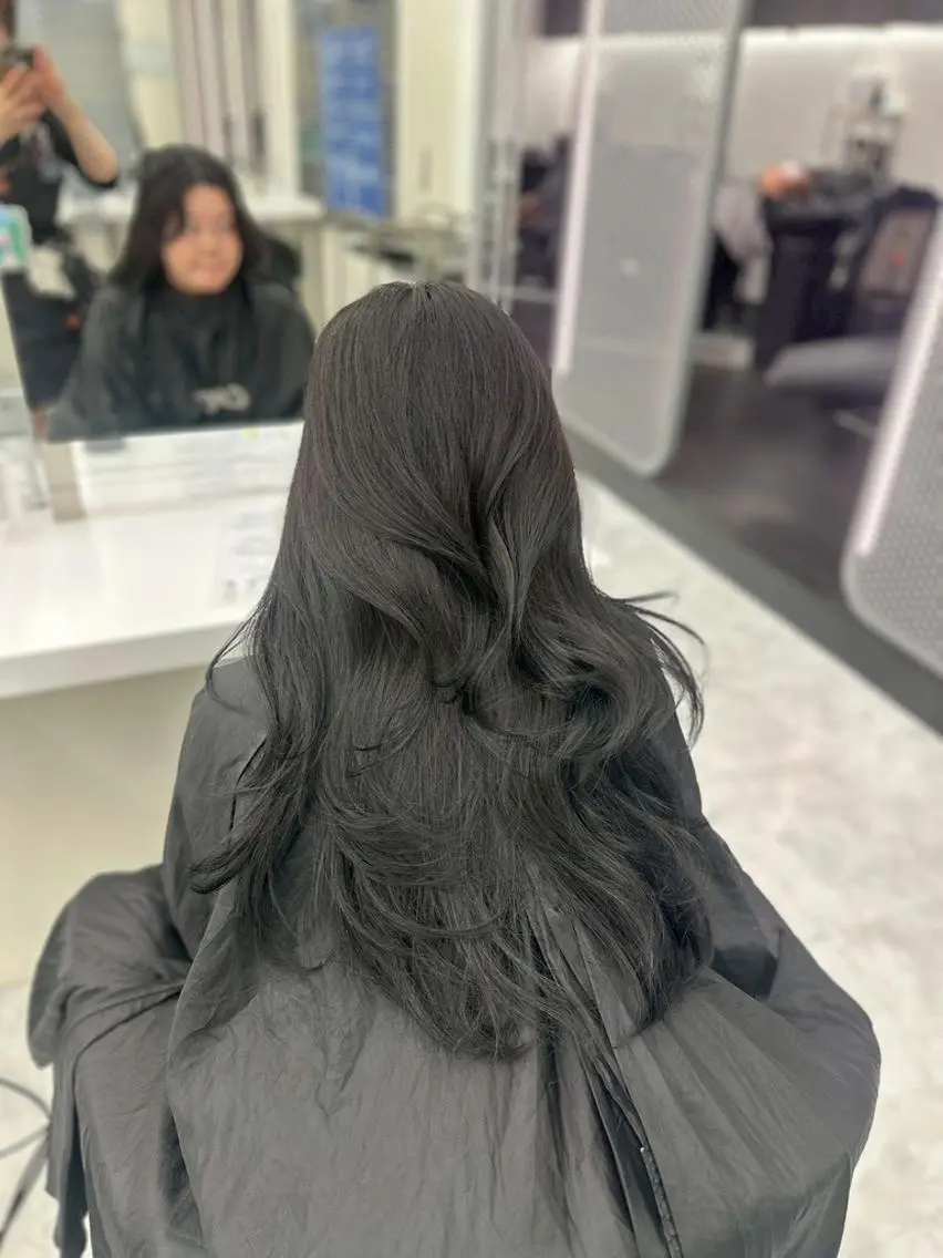 カラー 夏のトレンドヘア🤍 BABY上野のヘアスタイル