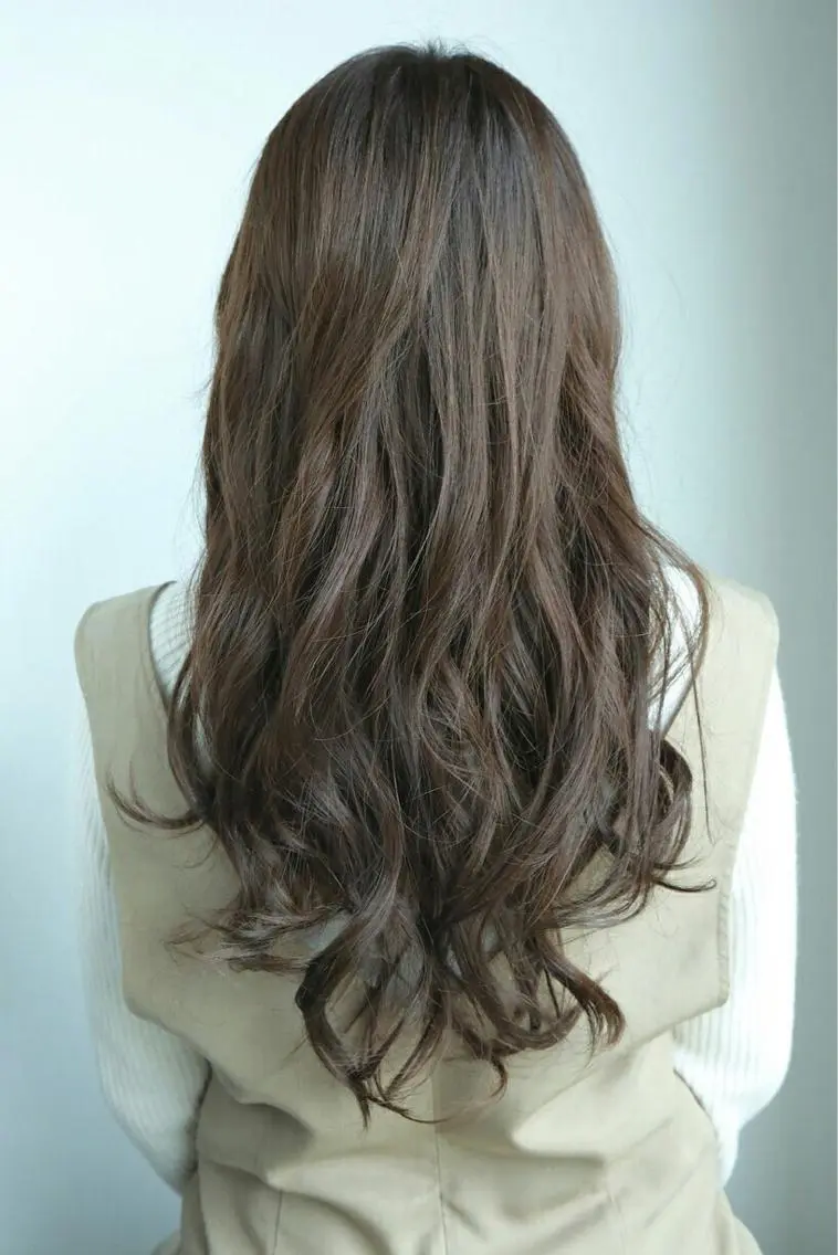 ロング カラー 菊池 貢平のヘアスタイル