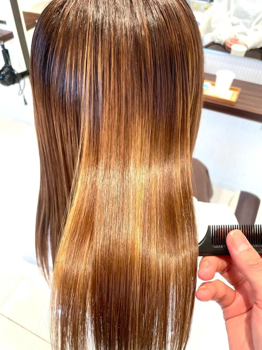 ロング 傷んだ髪をサラサラに 曲がる縮毛矯正◎高岡のヘアスタイル