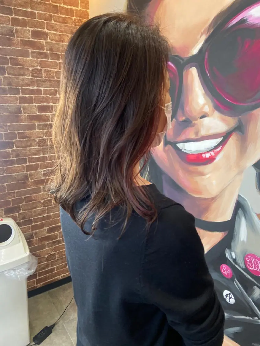 ミディアム カラー パーマ ヘアアレンジ メンズ キッズ マツエク・マツパ アイブロウ ミディアムパーマ マッシュ メンズパーマ メンズアイブロウ 久木原 ゆりのヘアスタイル
