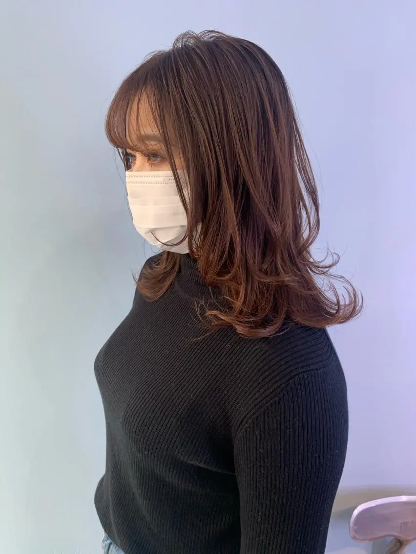 セミロング カラー ブリーチ ブラウンカラー ブリーチなしカラー オレンジ オレンジブラウン ヘアカラー トリートメント No1韓国風レイヤー &カチモリ✨ /サキのヘアスタイル