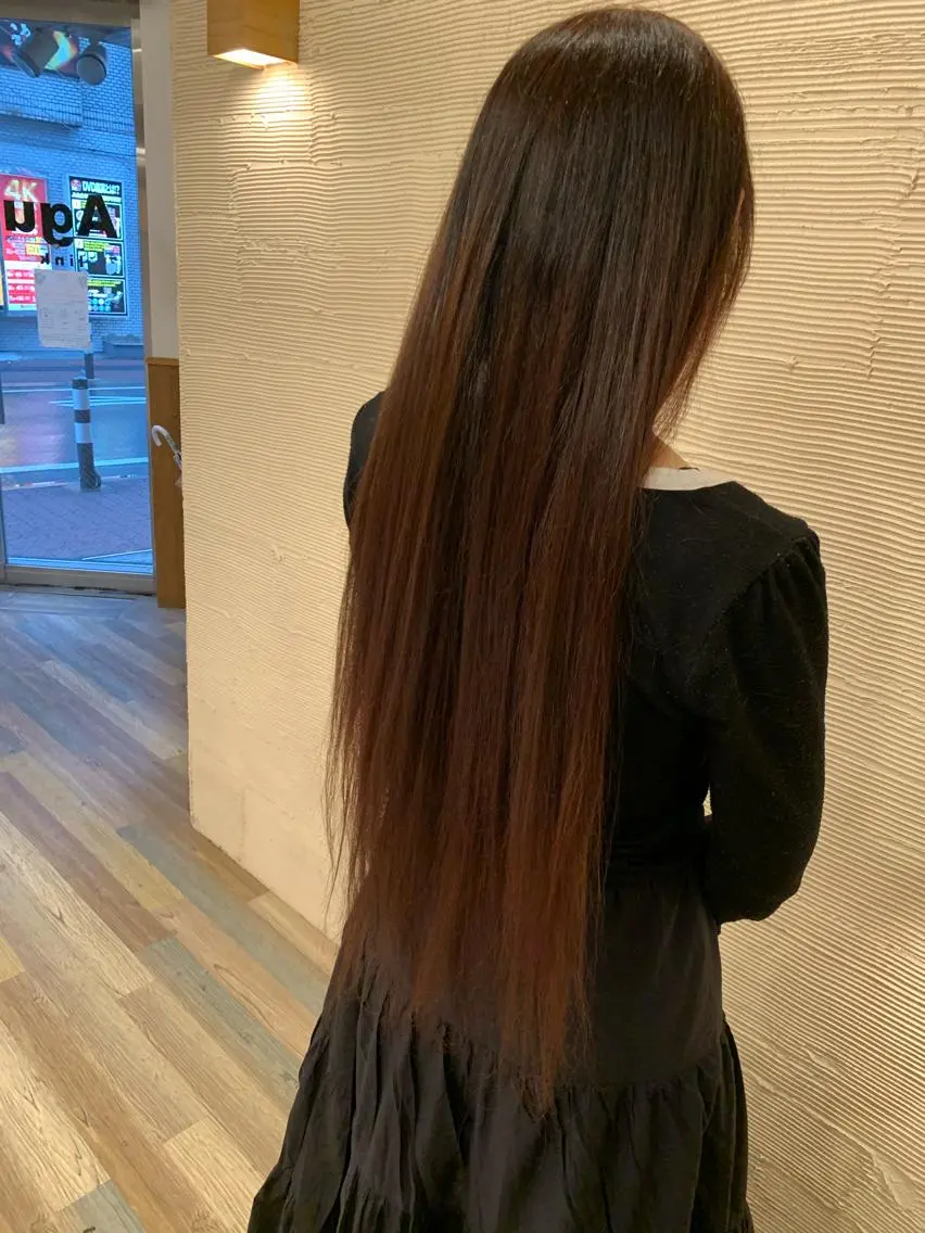 カラー TELAHAIR森川 憂一のヘアスタイル