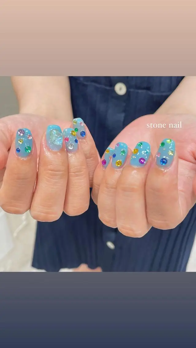 ネイル ハンドネイル 淡色ネイル 🎀moeのネイルデザイン
