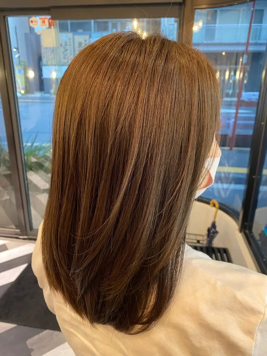 ミディアム APHRODITE 升田 潤のヘアスタイル