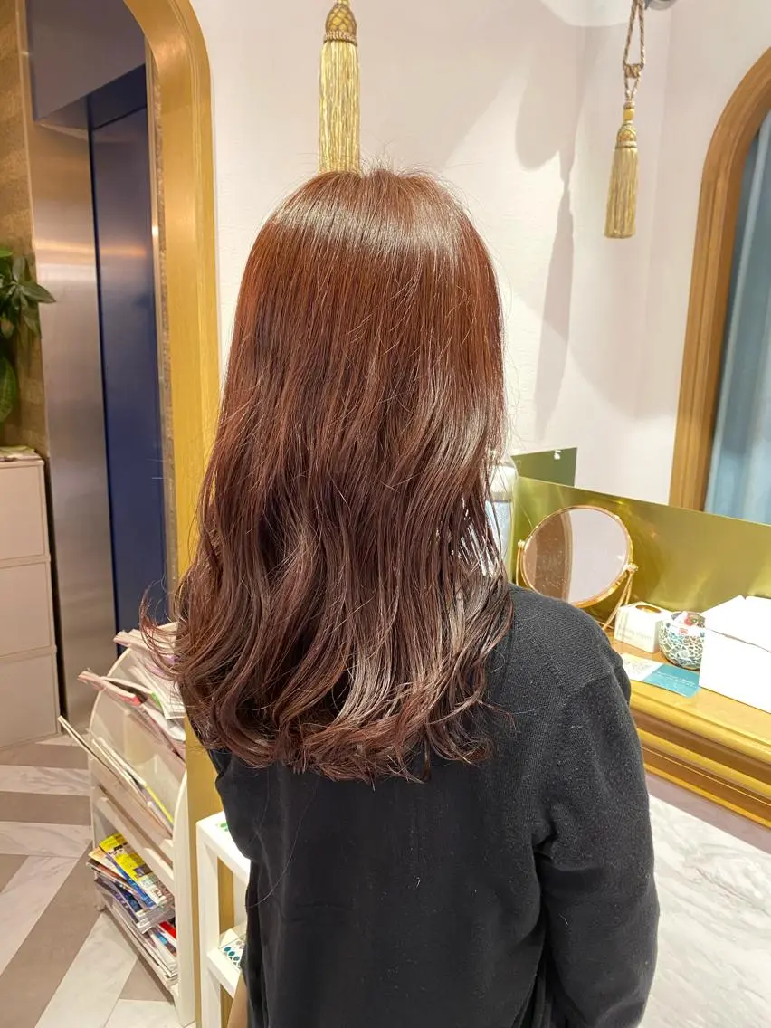 ロング カラー ブラウンカラー ピンクカラー ピンクブラウン レイヤーと顔まわり 大好き❣️関口拓馬のヘアスタイル