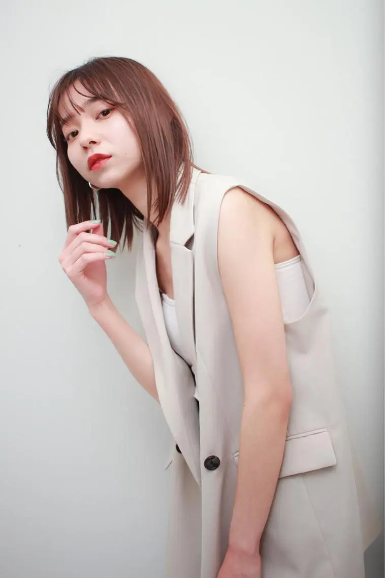 ミディアム 秋田 峻のヘアスタイル
