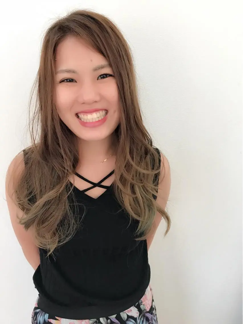 セミロング カラー ブリーチ グラデーションカラー ヘアカラー トリートメント 大山 雅矢のヘアスタイル