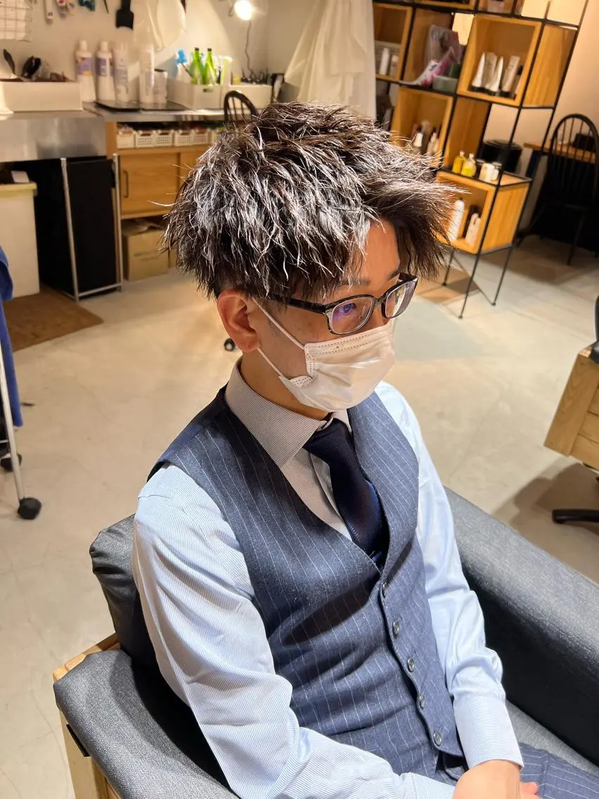 パーマ メンズ メンズパーマ メンズツイストパーマ ツイストパーマ カット パーマ トリートメント メンズ専門 井藤 雅也のヘアスタイル