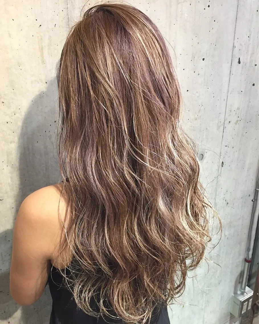 ロング カラー パーマ ヘアアレンジ メンズ ネイル マツエク・マツパ メンズブリーチ メンズハイライト ブリーチ ハイライトカラー パープルカラー 顔まわりレイヤー× 韓国ヘアオタベシンヤのヘアスタイル