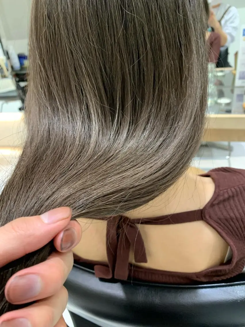 ロング オリーブ カラー✨有坂映哉のヘアスタイル
